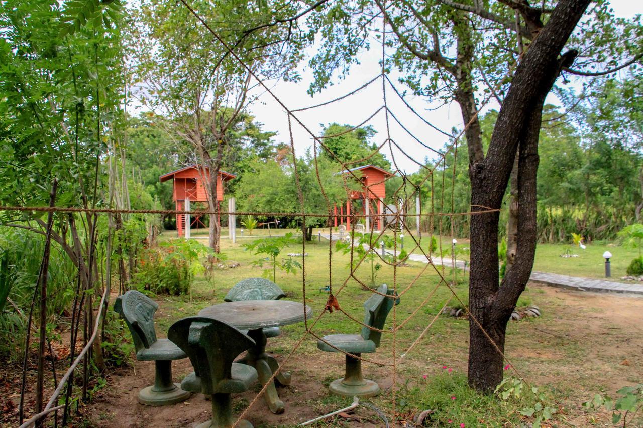 Sigiri Royal Point Tree House Hotel Szigirija Kültér fotó