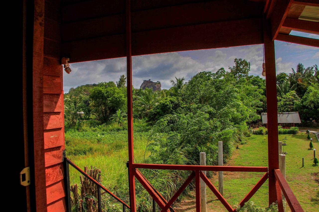 Sigiri Royal Point Tree House Hotel Szigirija Kültér fotó